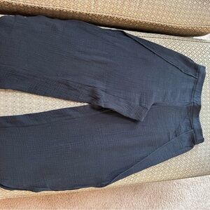 DREW Womens Open Leg Gauze Black Pants
Xs